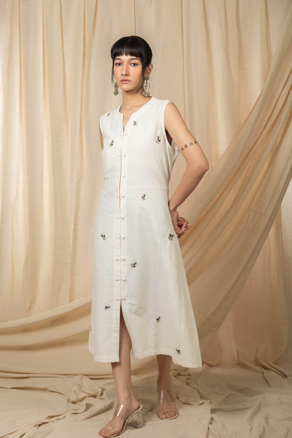 Ivory sleeveless embroidered buttondown midi dress